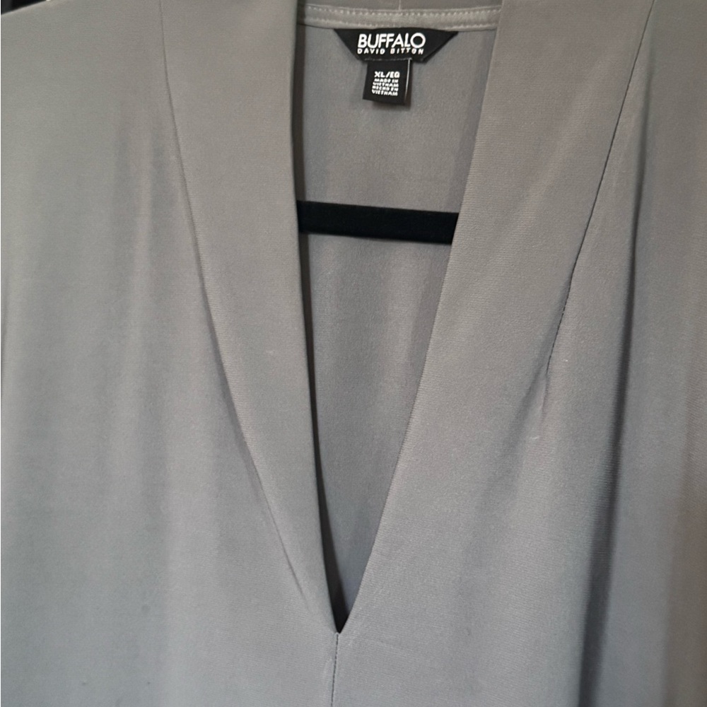 Two Business V-Neck Shell Tops - Picture 4 of 5